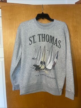 Hollister sweatshirt relaxed fit size small